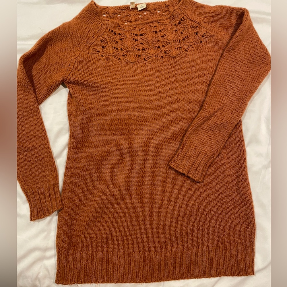 ANTHROPOLOGIE: Cozy Fall wool sweater 🍁